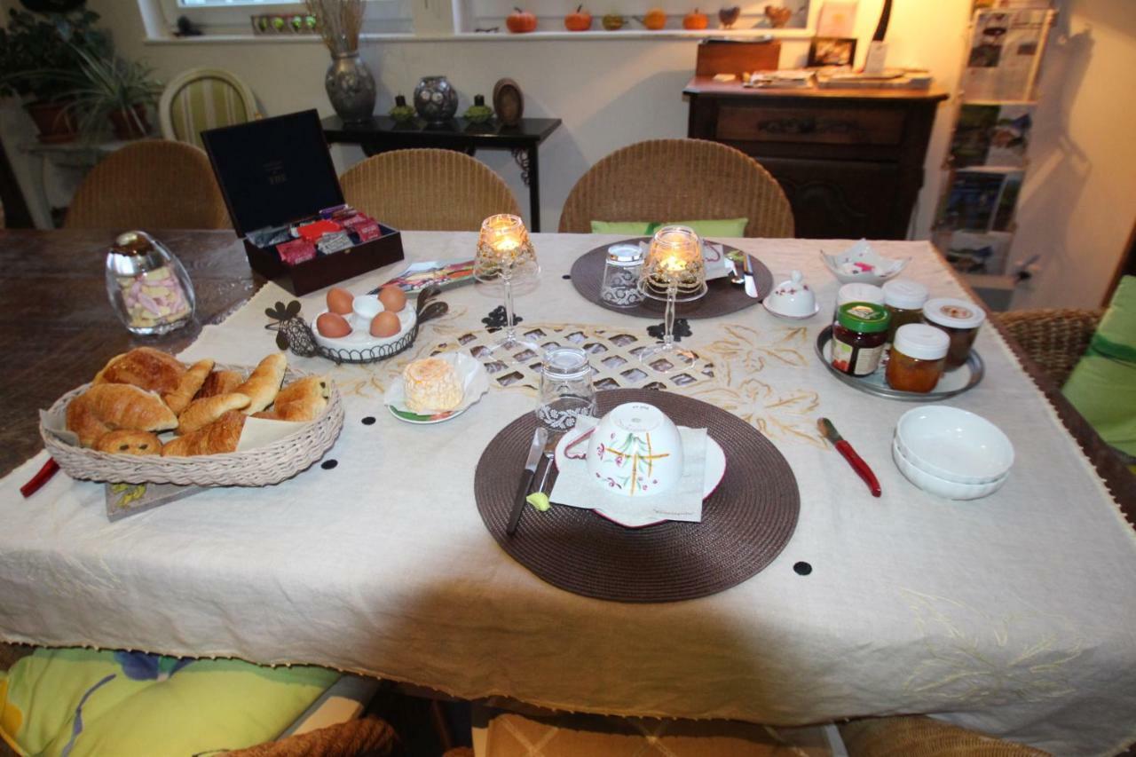Bed and Breakfast Roulotte La Dominique Romery  Zewnętrze zdjęcie